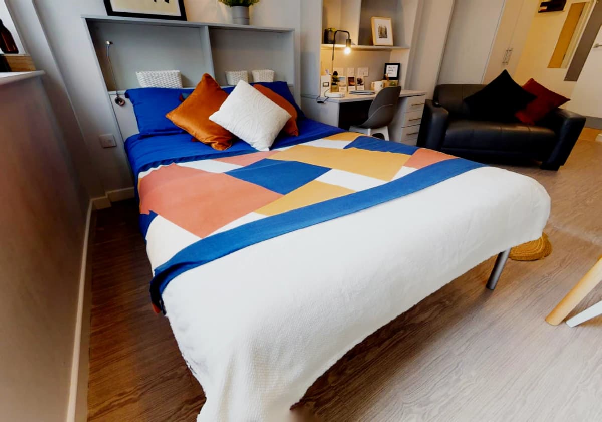 iQ Fenton House image