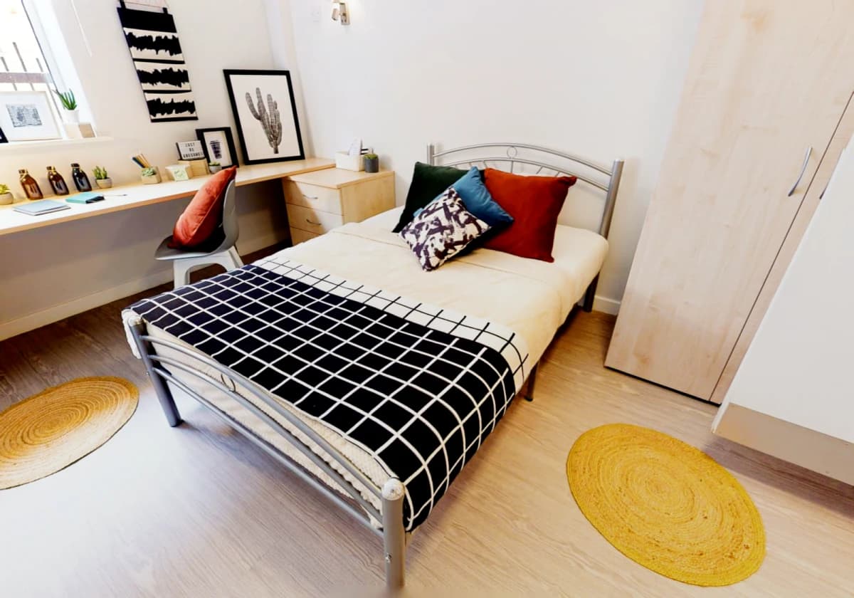 iQ Fenton House image