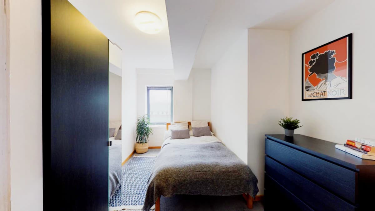 Portland Tower - Student Accommodation Sheffield image