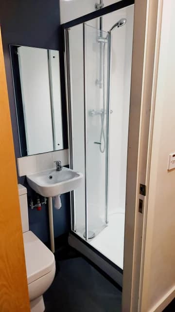 1 Bed, 1 Bath
