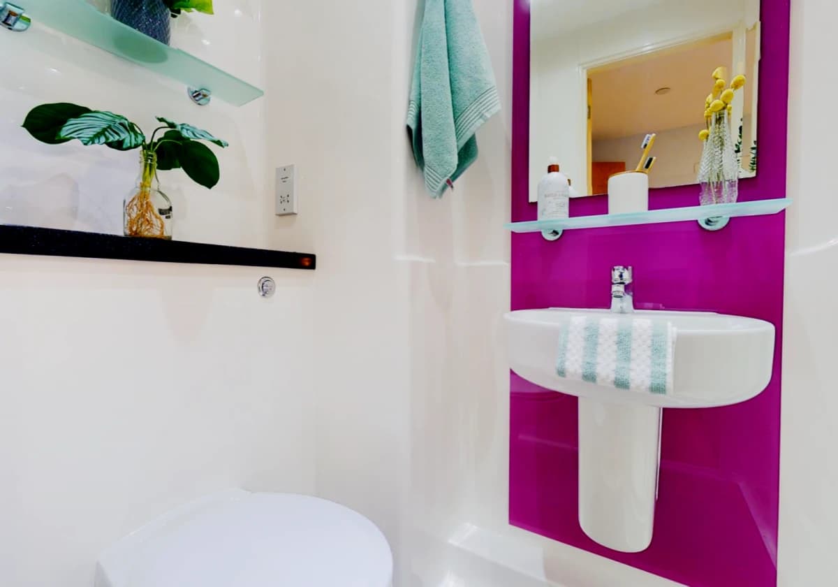 iQ Penworks House image