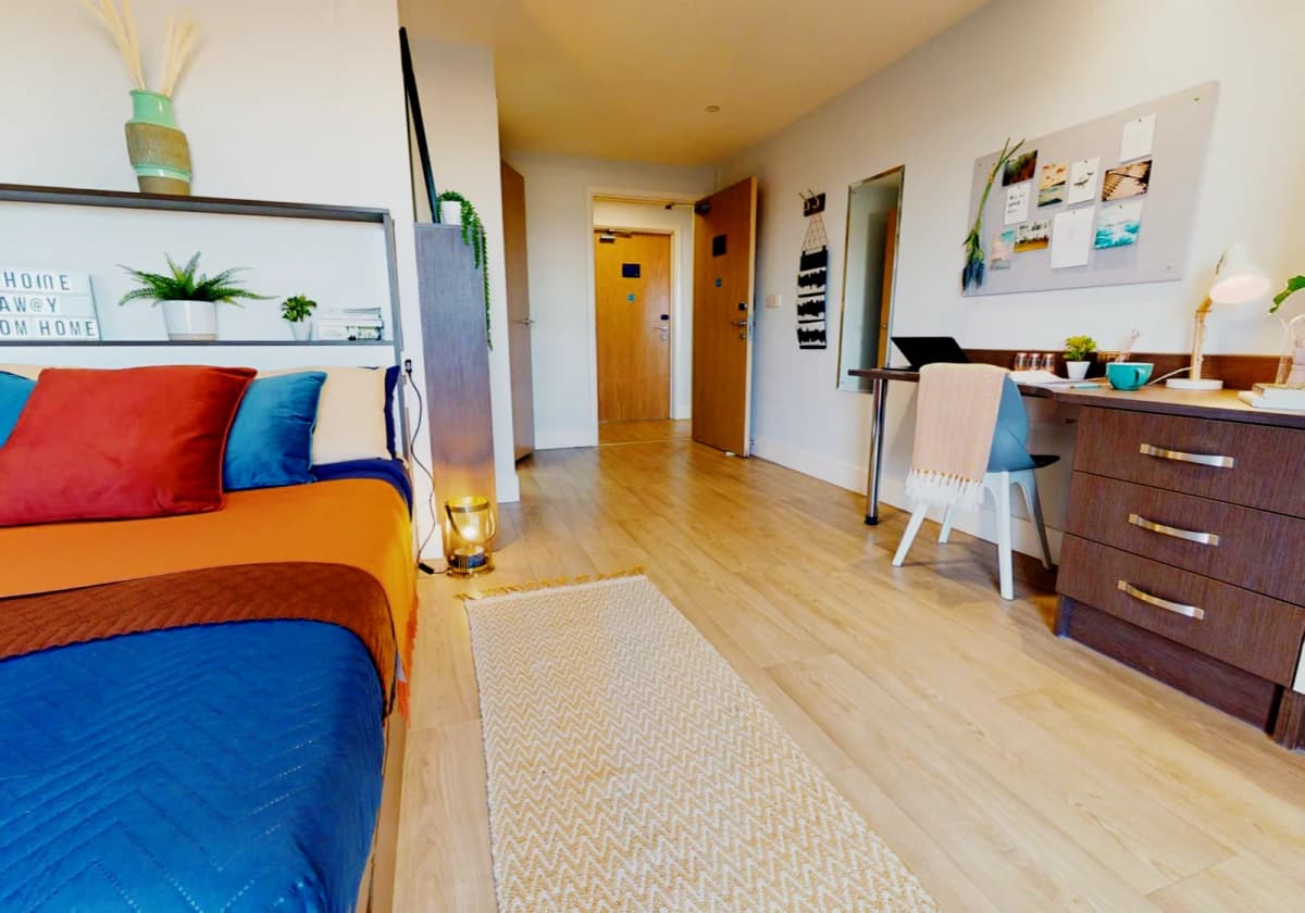 iQ Penworks House image