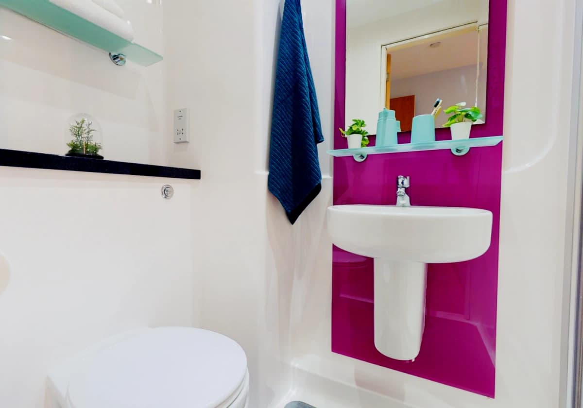 iQ Penworks House image