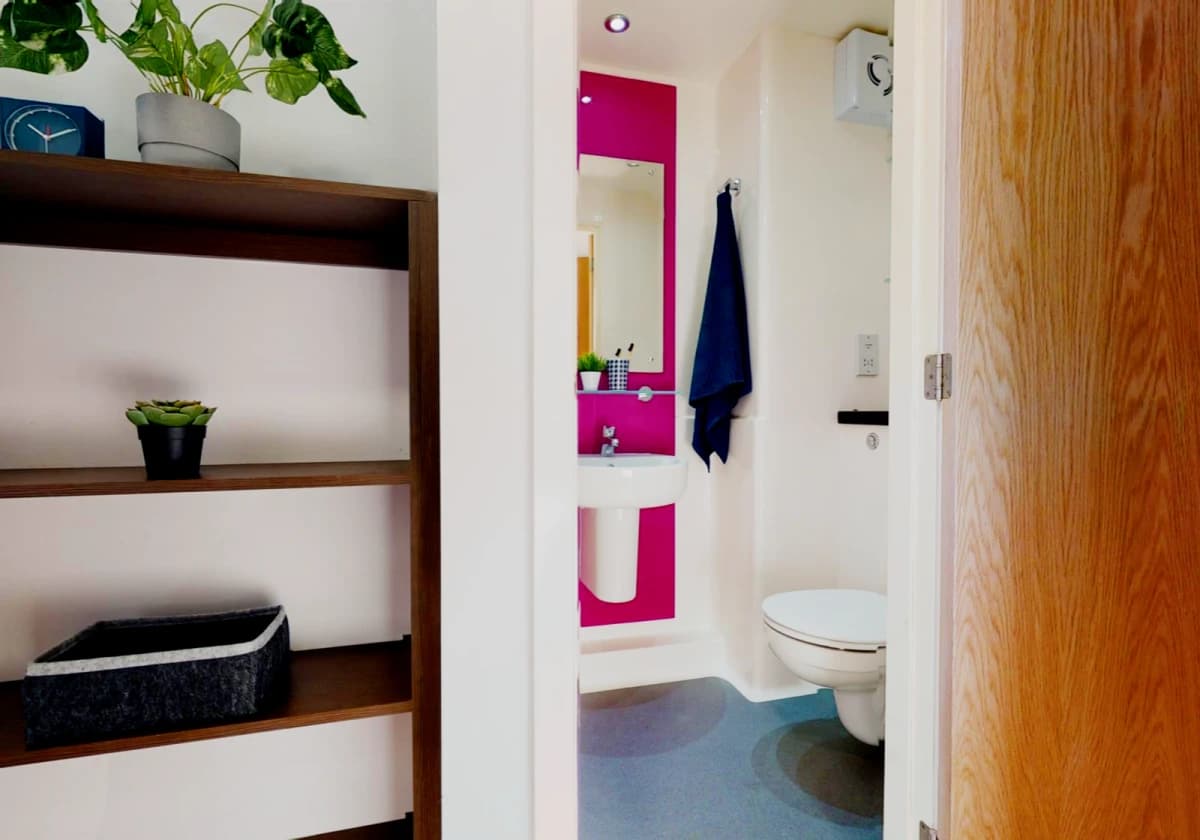 iQ Penworks House image