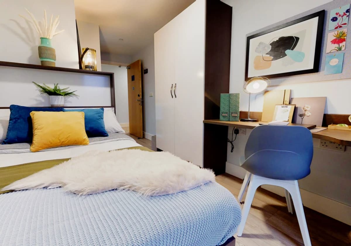 iQ Penworks House image