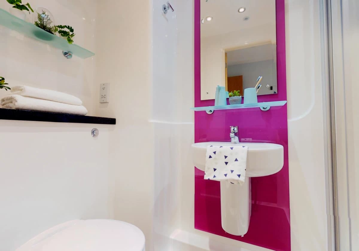 iQ Penworks House image