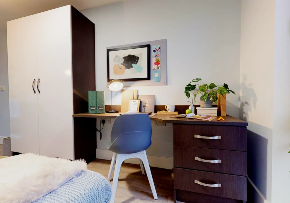 iQ Penworks House image