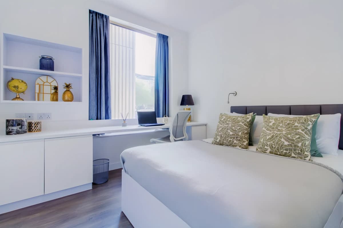 Kensington House image