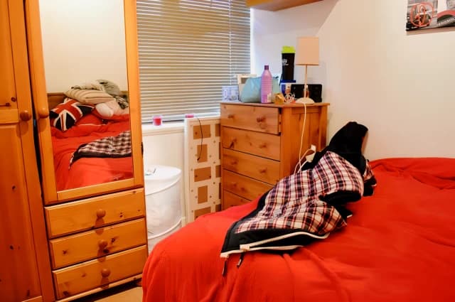 Entire Place·3B1B···77 Quinton Road