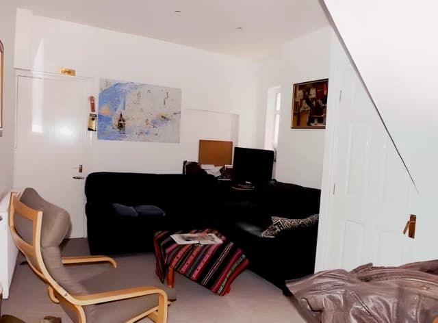 5 Bed, 1 Bath