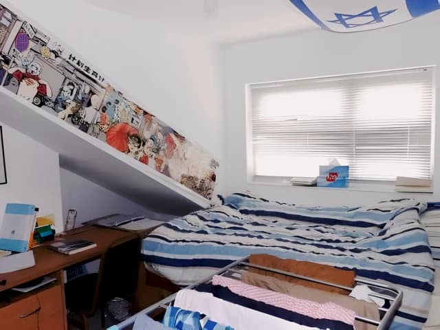 5 Bed, 1 Bath