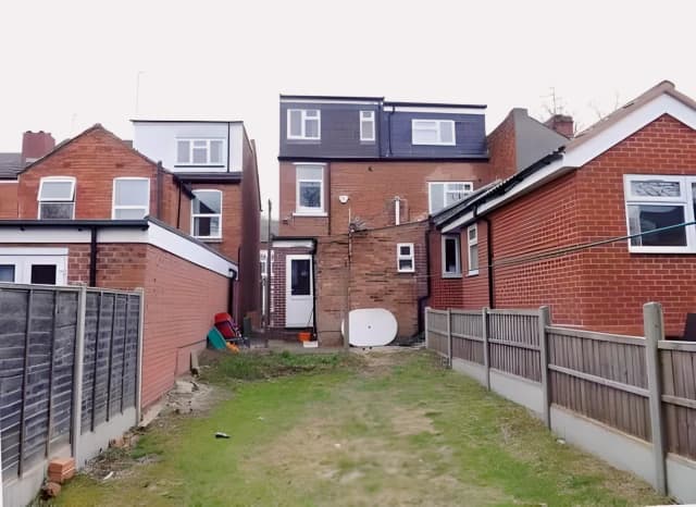 5 Bed, 1 Bath