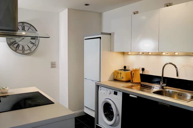 2 bedroom