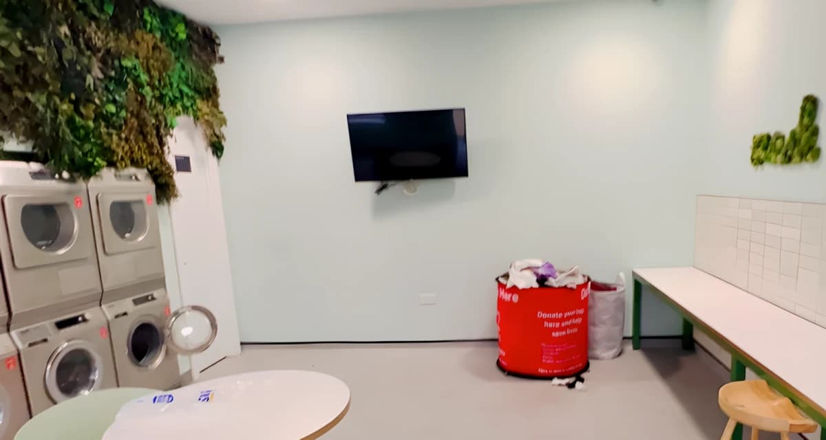 iQ Weaver Place image