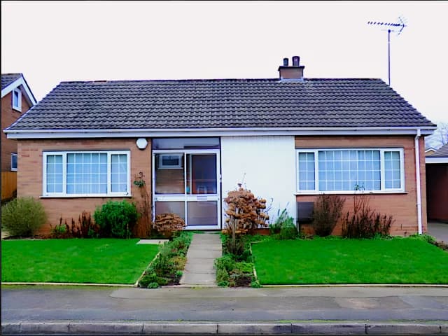 3 Evesham Walk,Cannon Park image 3