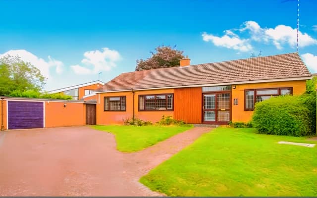 8A evesham walk studio cannon park
