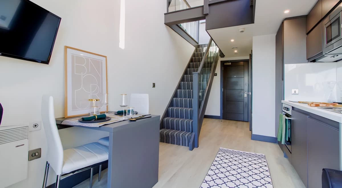 33 Parkside image