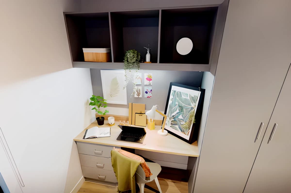 iQ Weaver Place image