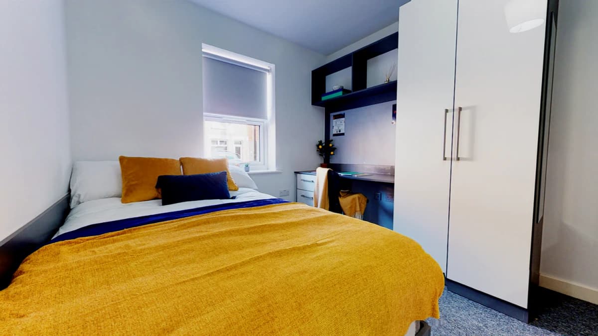 Phoenix House image