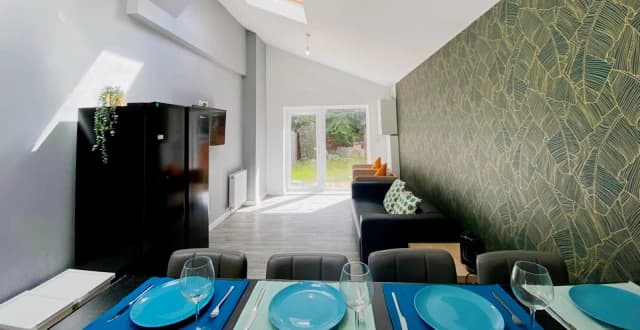 5 Bedroom