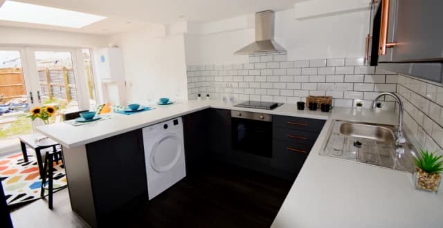 5 Bedroom