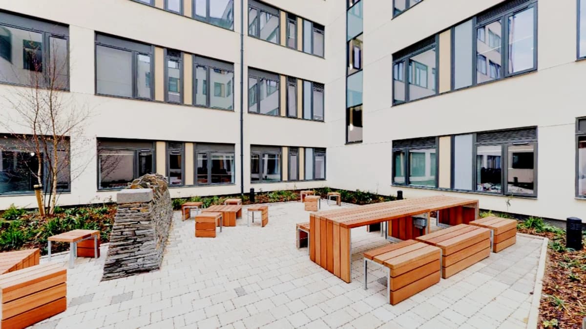 Outdoor Features