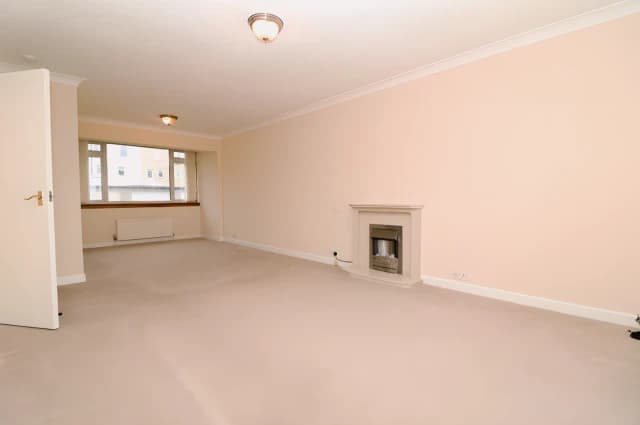 3Bedrooms, 1Bathrooms