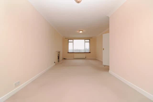 3Bedrooms, 1Bathrooms
