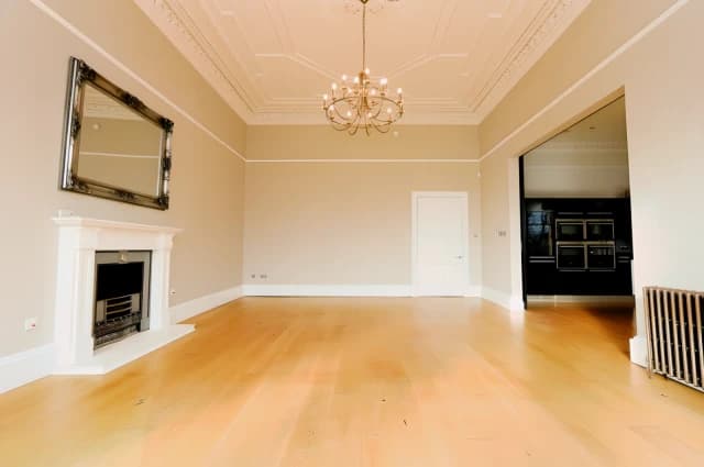 3Bedrooms, 2Bathrooms