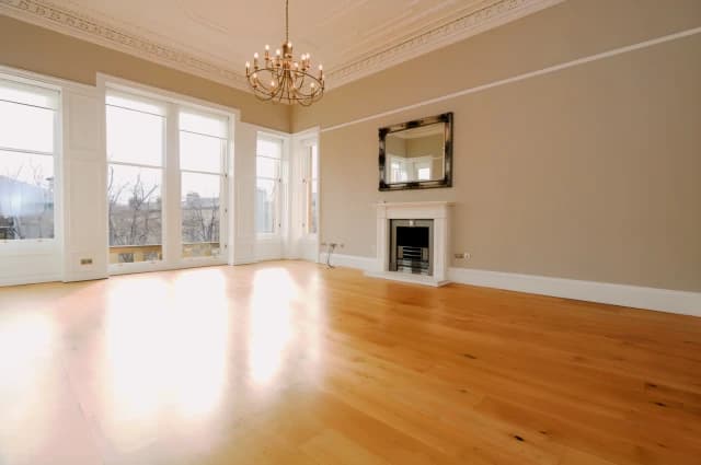 3Bedrooms, 2Bathrooms