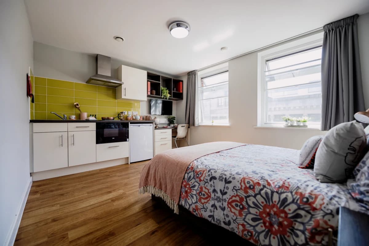 Stanley Court image