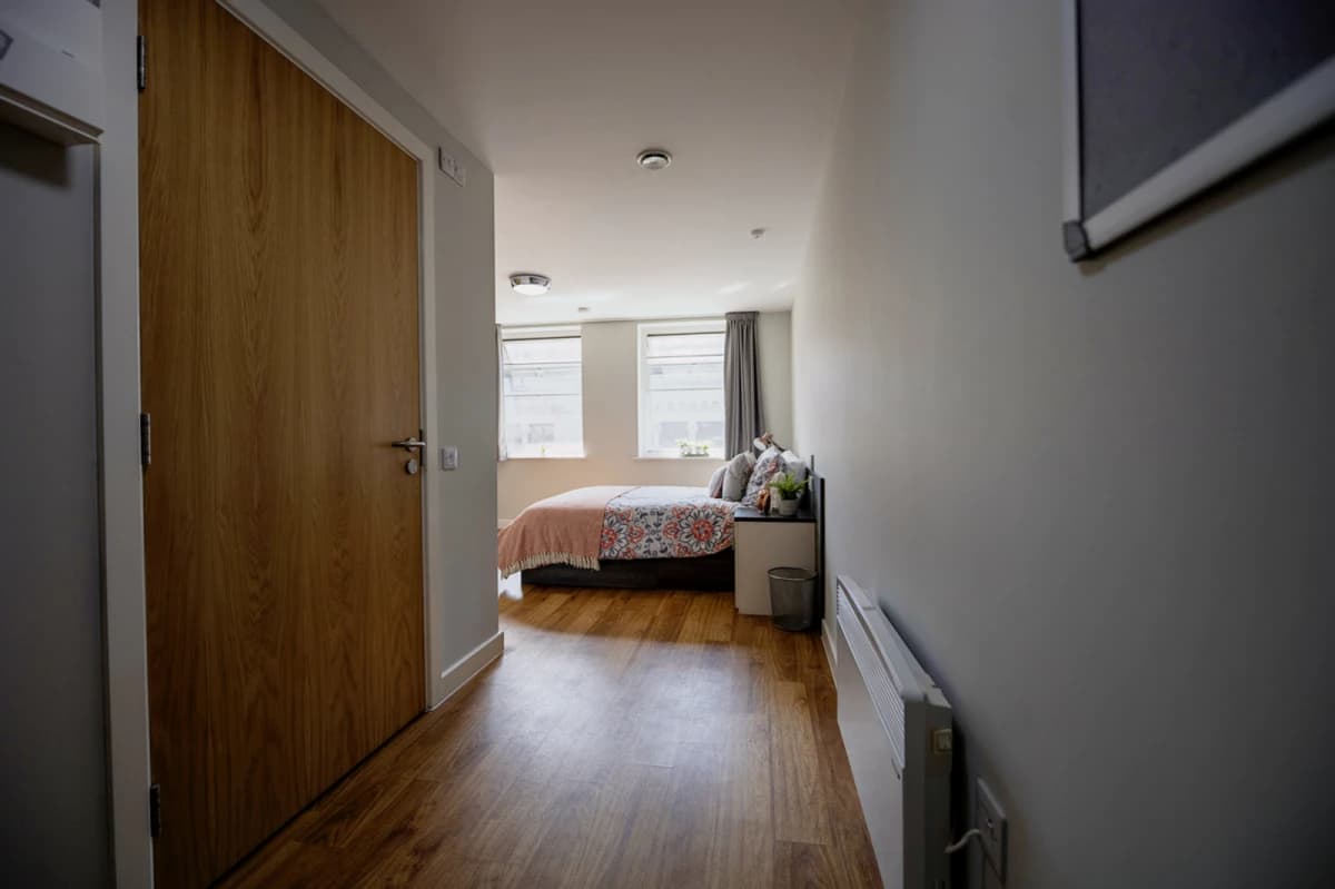 Stanley Court image