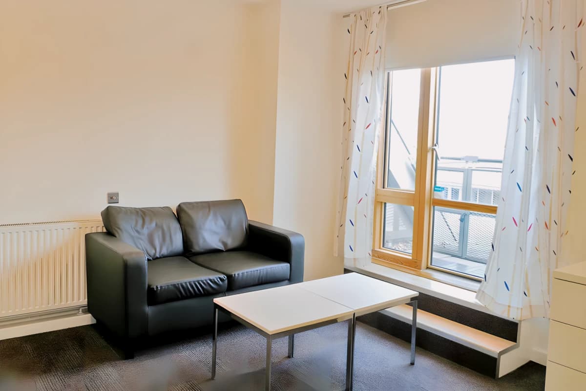 Gob Kirby Street Residence image