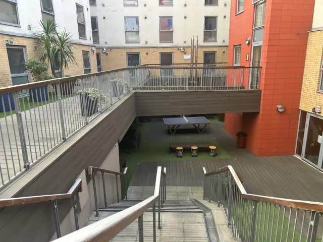 Canto Court image