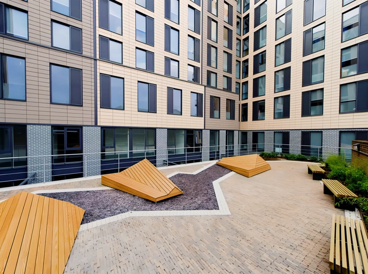 Outdoor Features
