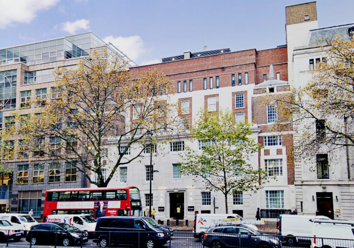 iQ Bloomsbury image 4