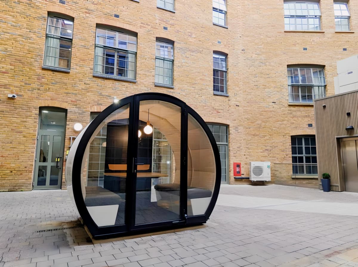 Outdoor Features