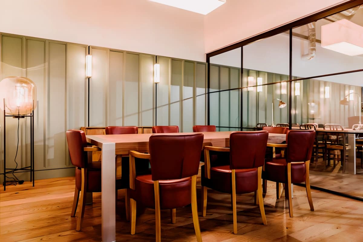 Gob White City Residence image