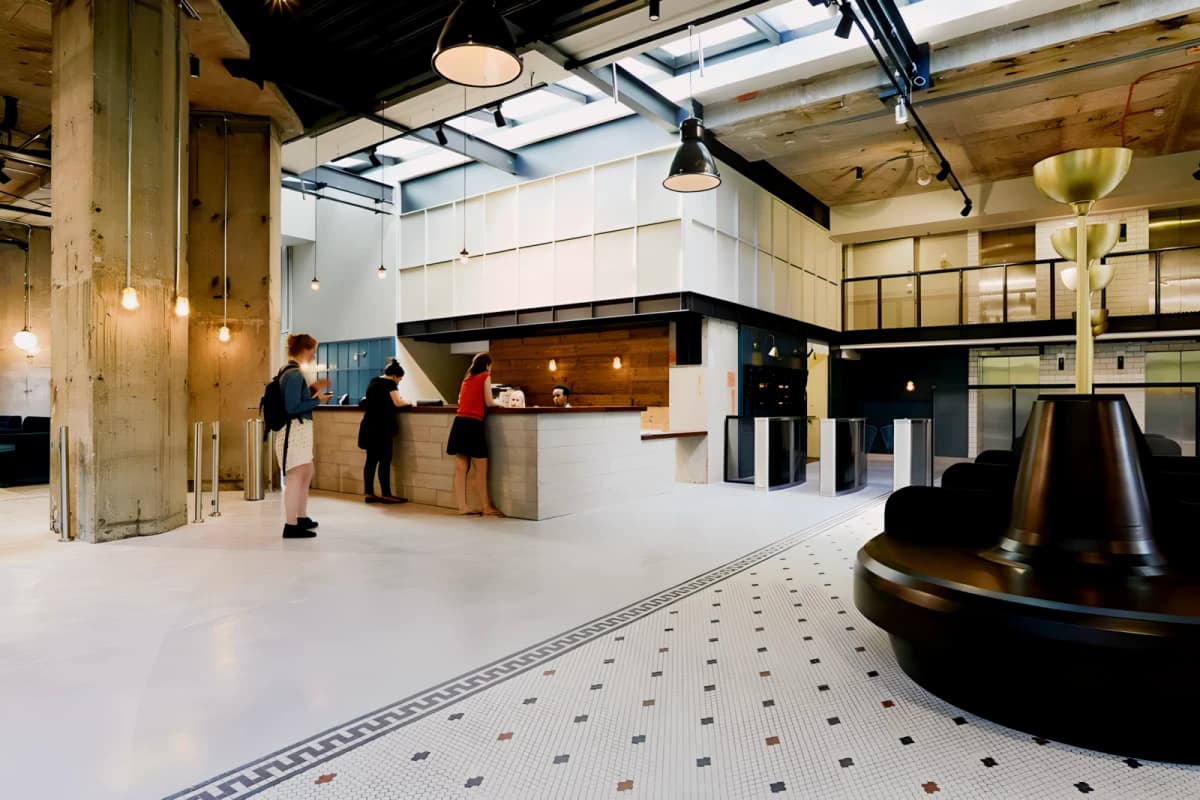 Lit King's Cross Residence image