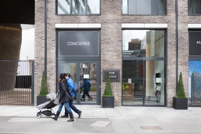 Aldgate Place image 2