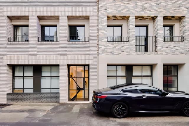 SL-10 King’s Mews