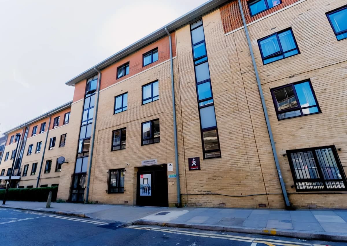 Coopers Court