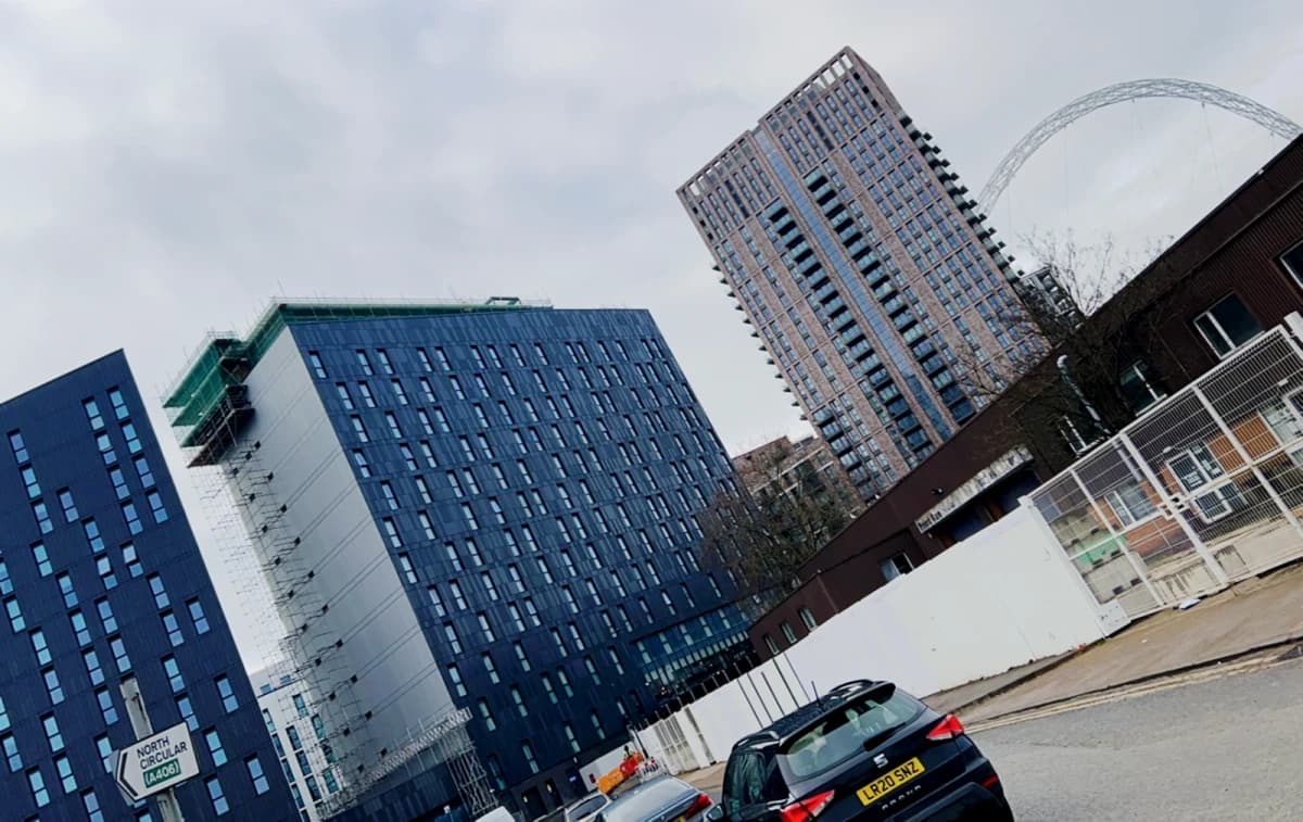 Pavilion Court image 4