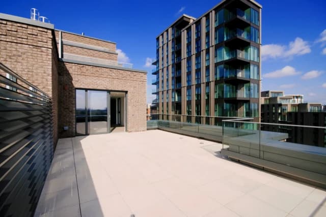 Outdoor Features