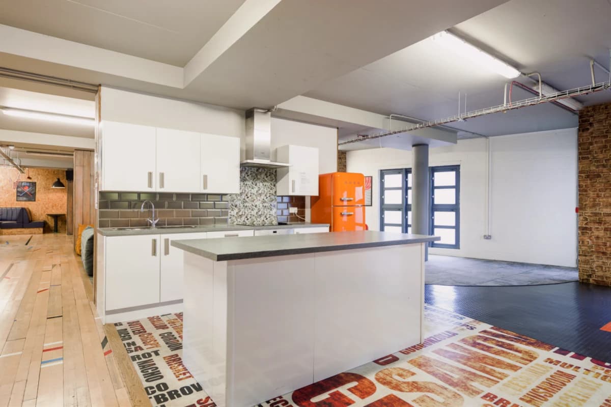 GoBritanya McMillan Residence image