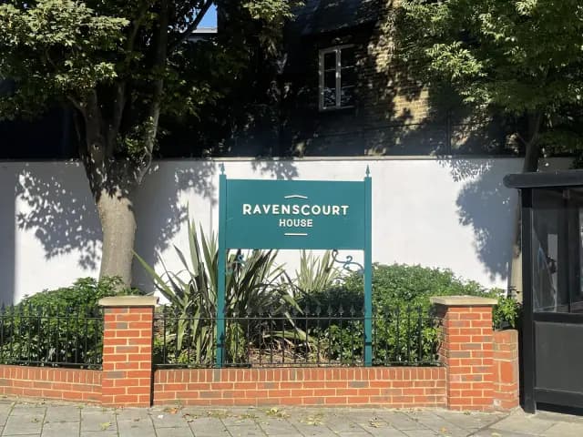 Ravenscourt House image