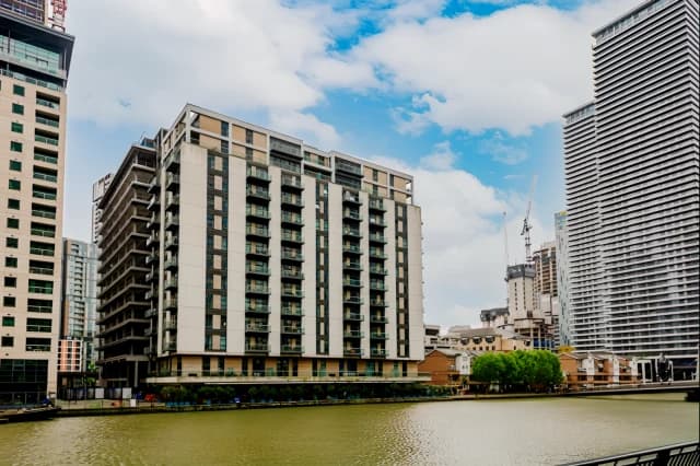 South Quay Serviced Apartments