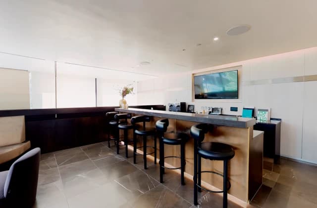 Liverpool Street Apartments image