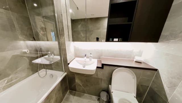 Modern Serviced Apartments image 4