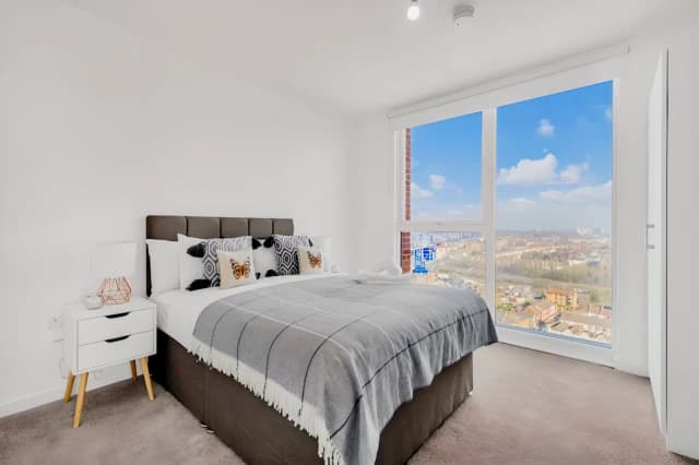 Brent Cross Serviced Apartments image